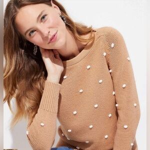 Loft puff-dot Sweater Tan size XS
EUC *could fit a Sz. small